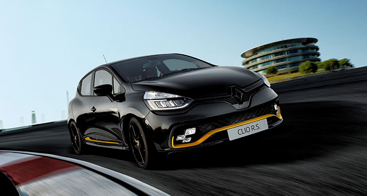 Renault Clio R.S.18 Front Side 1